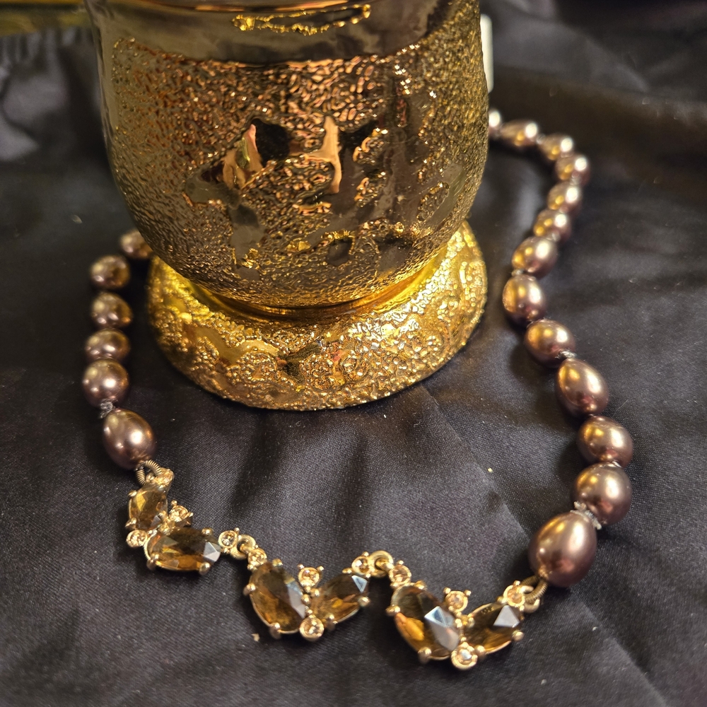 ⭐ Vintage Monet Gunmetal Bead & Purple Crystal Necklace — Collar Length — Signed - Picture 2 of 13